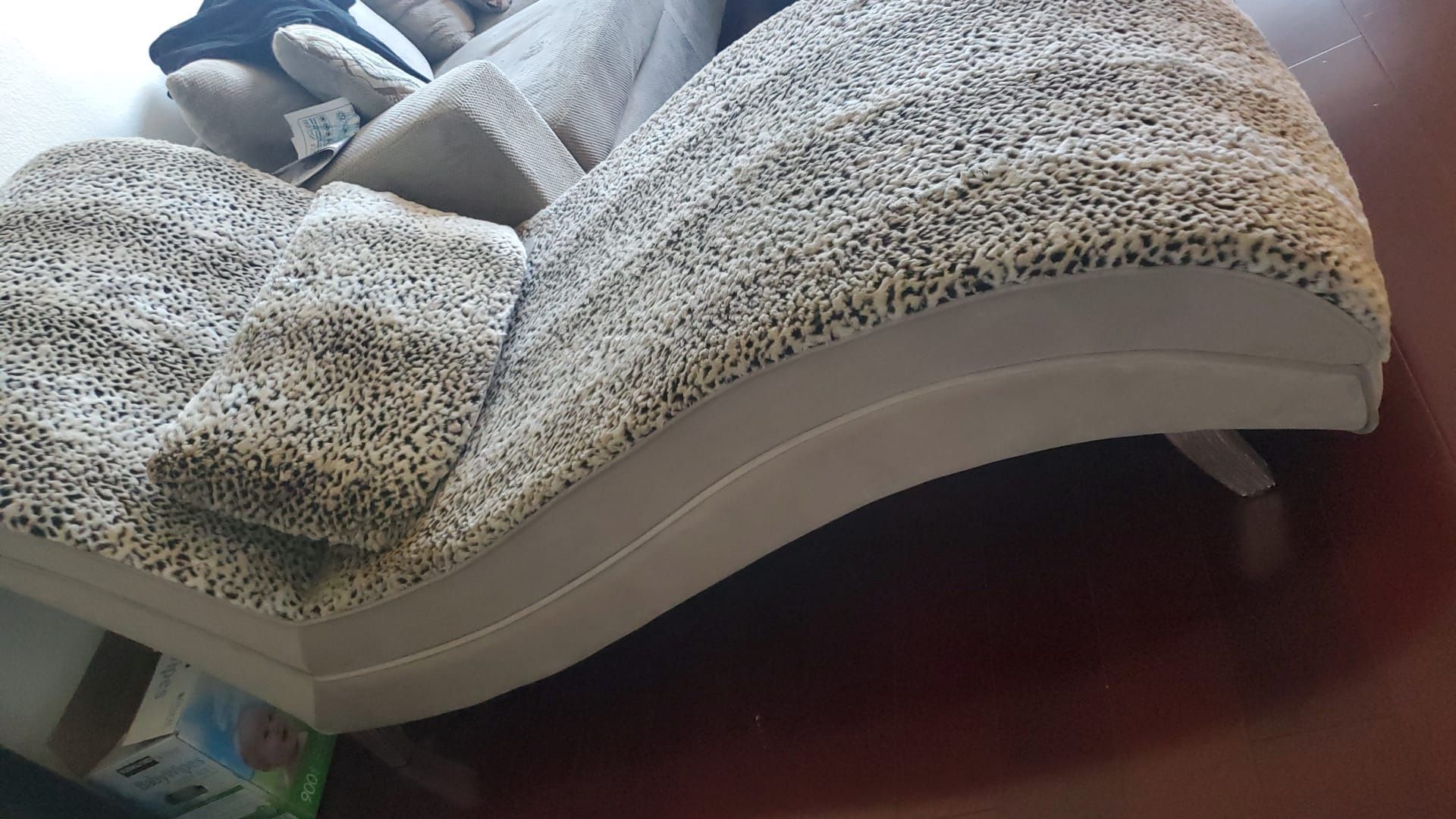 HOT Michael Amini leopard Print Lounge Chair/couch