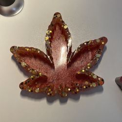 Weed Leaf Ashtray