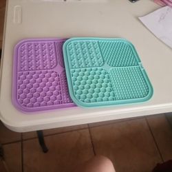 Snuffle Feeding Mats (2 Small Ones)