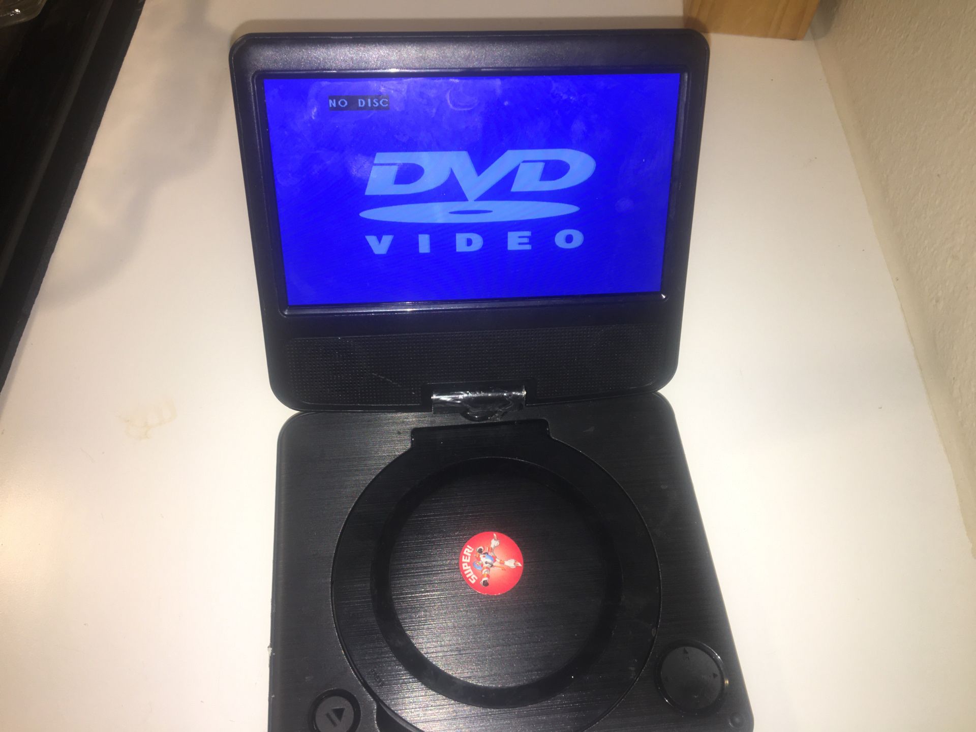 DVD player portable