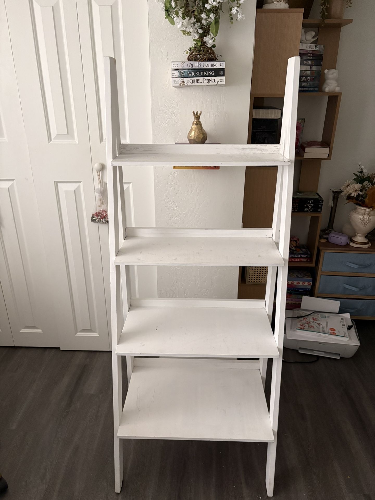 White Wooden Bookshelf / Display Shelf