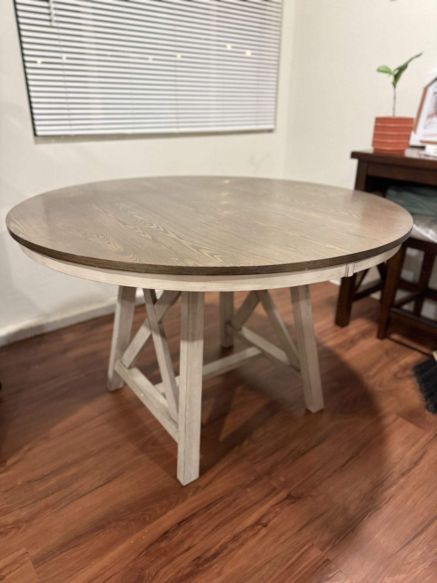 Dining Table set