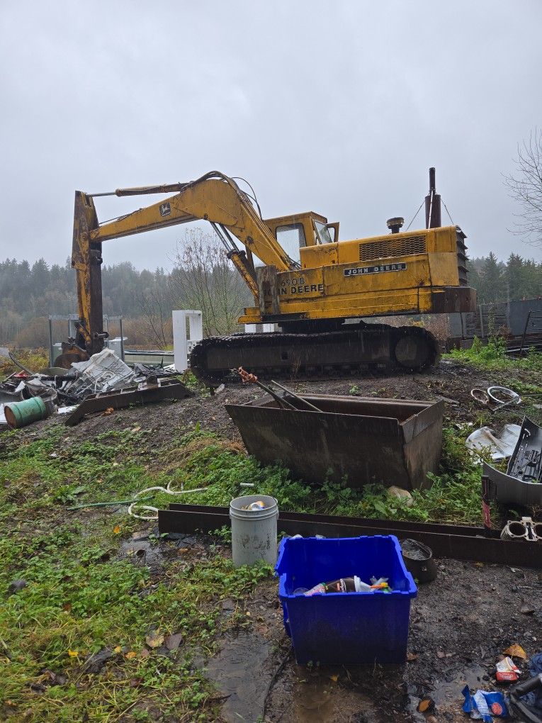 Excavator For Sale