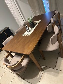 Dinning table