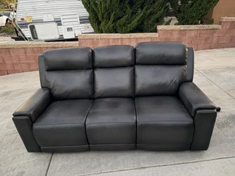 Bernhardt reclining couch