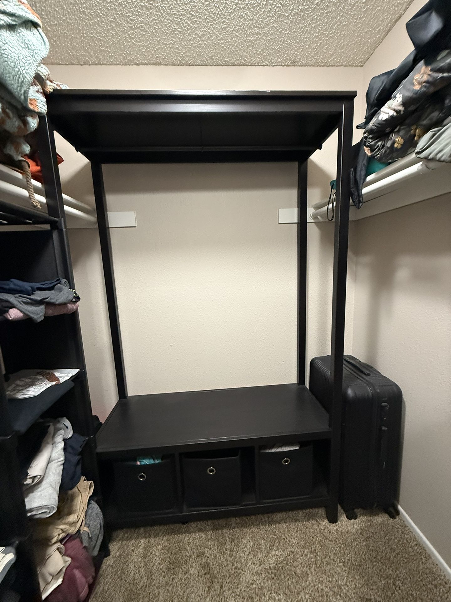 IKEA Open Closet Organizer with Bins – Excellent Condición 