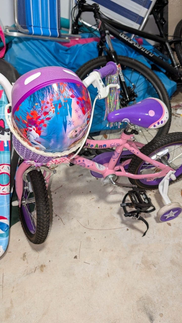 Young Girls Bike W/ Training Wheels