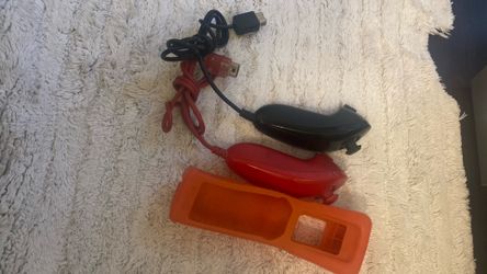 Wii Sports Controllers And Cover 