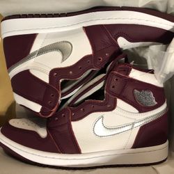 Jordan 1 Retro High OG Bordeaux - Size 7/8.5W