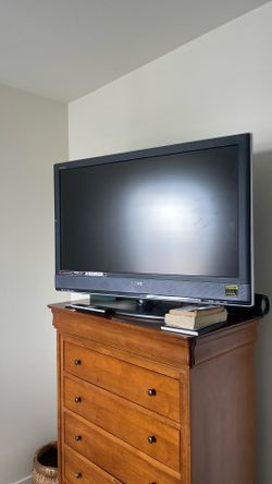 Sony Bravia 1080 full hd 32’ television