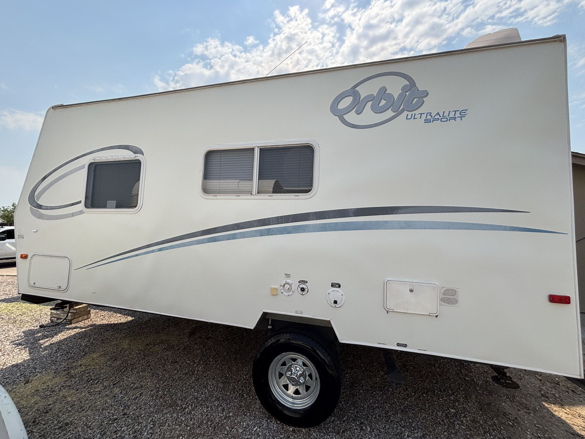 2008 Fleetwood Orbit Ultra lite Sport