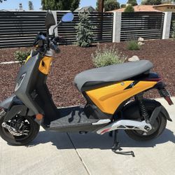 2022 Piaggio active 1