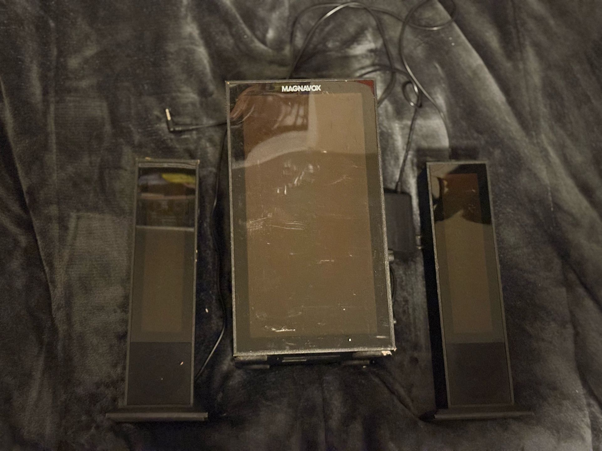 Magnavox MHT990 2.1 Home Entertainment System