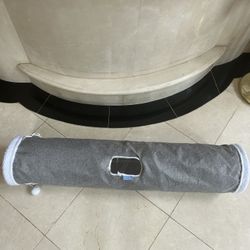 Stearns & Foster Sherpa  Crinkle Tube Collapsible Tunnel