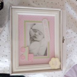 Baby Frame New