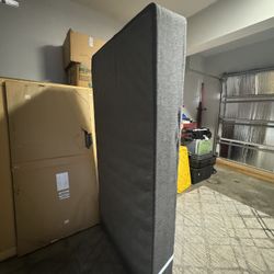 Freee Twin Box 
