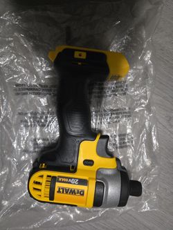 DEWALT 20VMAX DCF885 1/4"(6MM) CORDLESS IMPACT DRIVER (TOOL ONLY) PRICE IS FIRM 