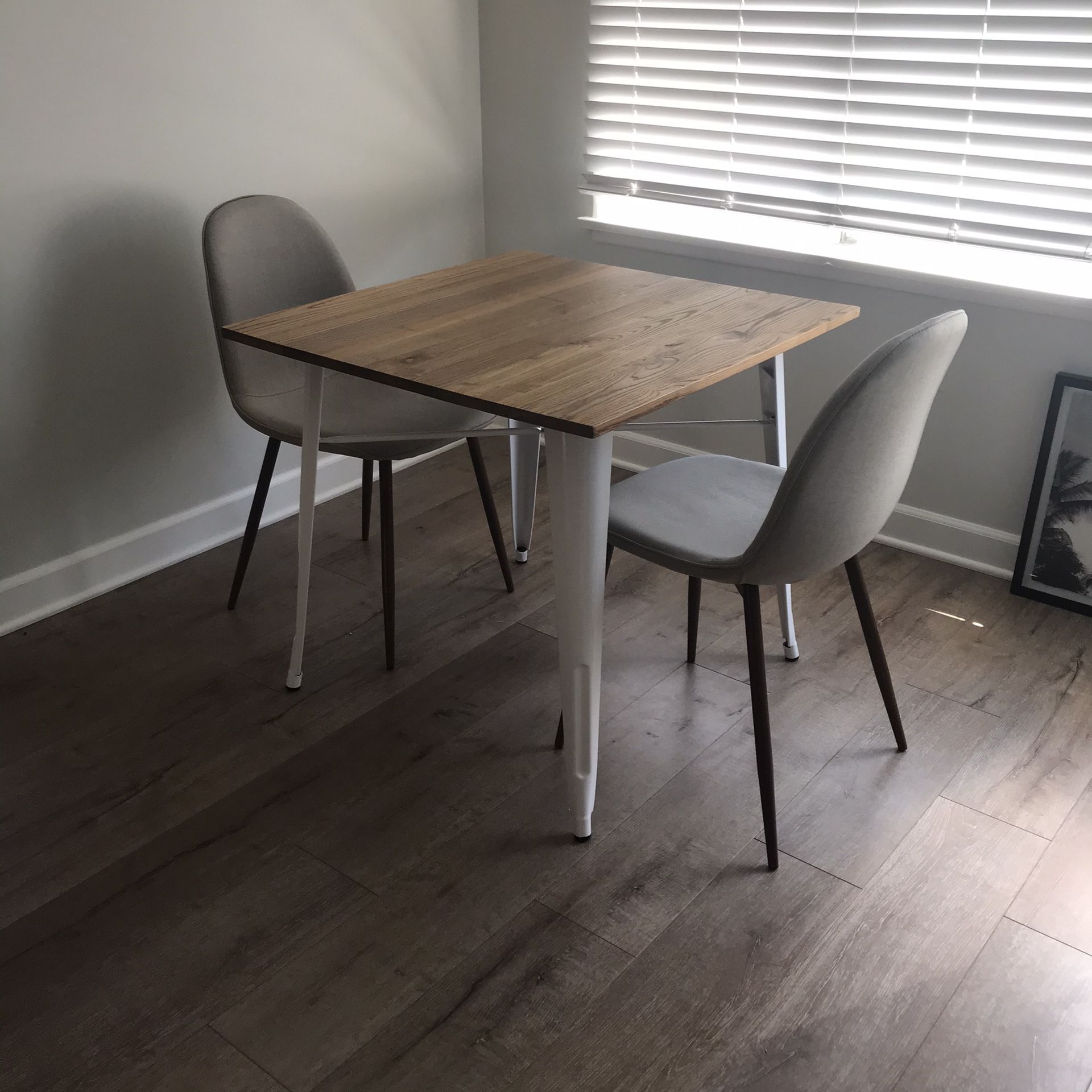 Square Kitchen / Dining Table