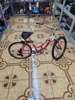 Point Beach Red &White Beach Cruiser