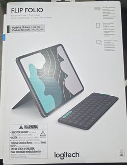 Ipad Pro/Air 13inFlip Folio Logitech Keyboard/Case combo