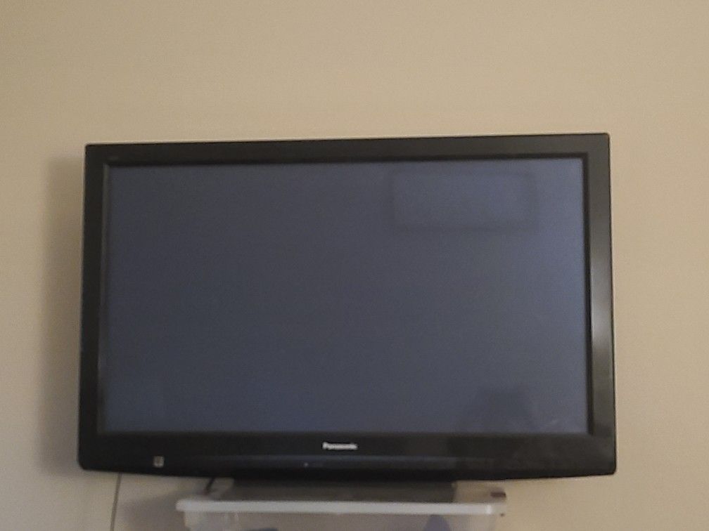 47 Inch Panasonic Tv