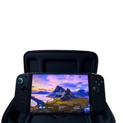 Lenovo Legion Go 💻🎮 1 TB / 16 GB RAM / Ryzen Z1 Extreme – Great Condition