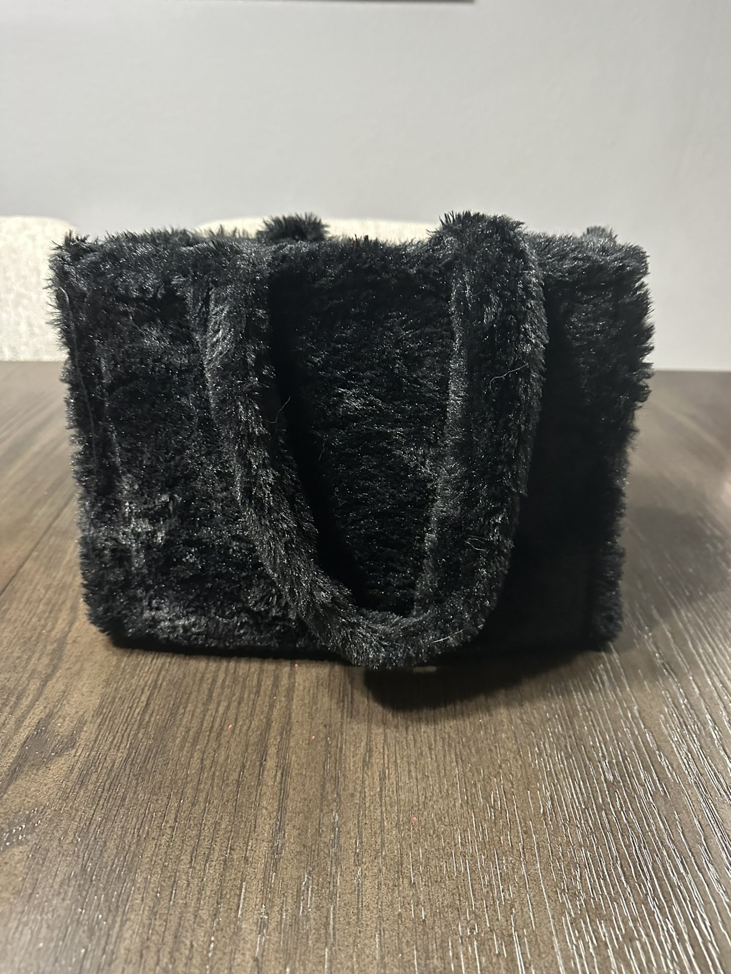 SOFT FUZZY HANDBAG
