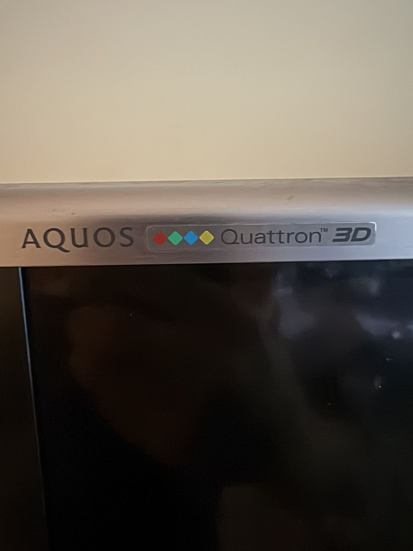 72 Inch 3D Tv