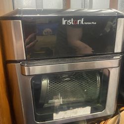 Instant™ Vortex Plus 10-quart Air Fryer Oven  