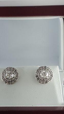 14k HALO DIAMOND STUD EARRINGS