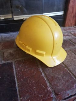 Construction helmet