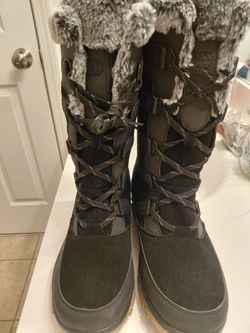 Black Tall Winter Snow Boots with Faux Fur Cuff