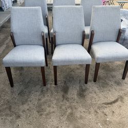 🌺SET OF 6 CHAIRS🌺