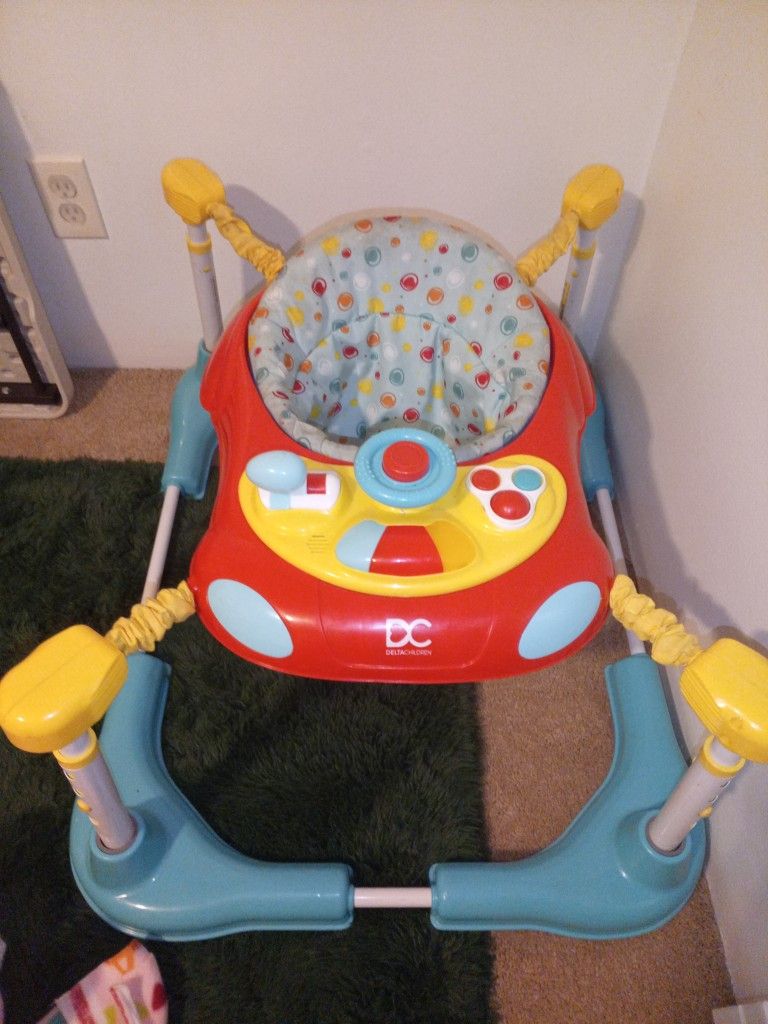 Bouncing Walker With Adjustable Hight