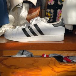 White N Black Superstars