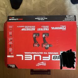 Milwaukee Drill Set