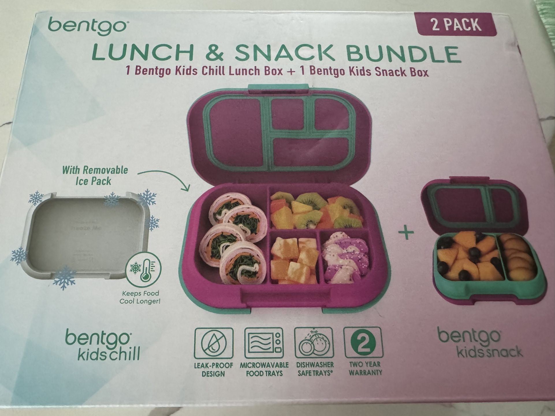 Brand new Bentgo box with snack box