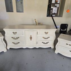 Antique Dresser W/ 2 Nightstands 