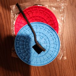 Licking Mat / Slow Feeder Mat 