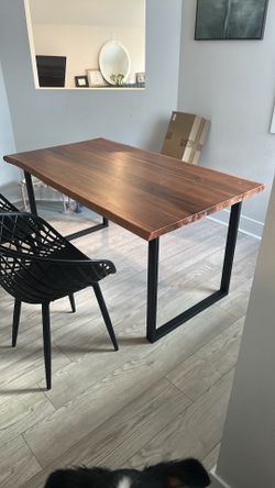 Live edge table