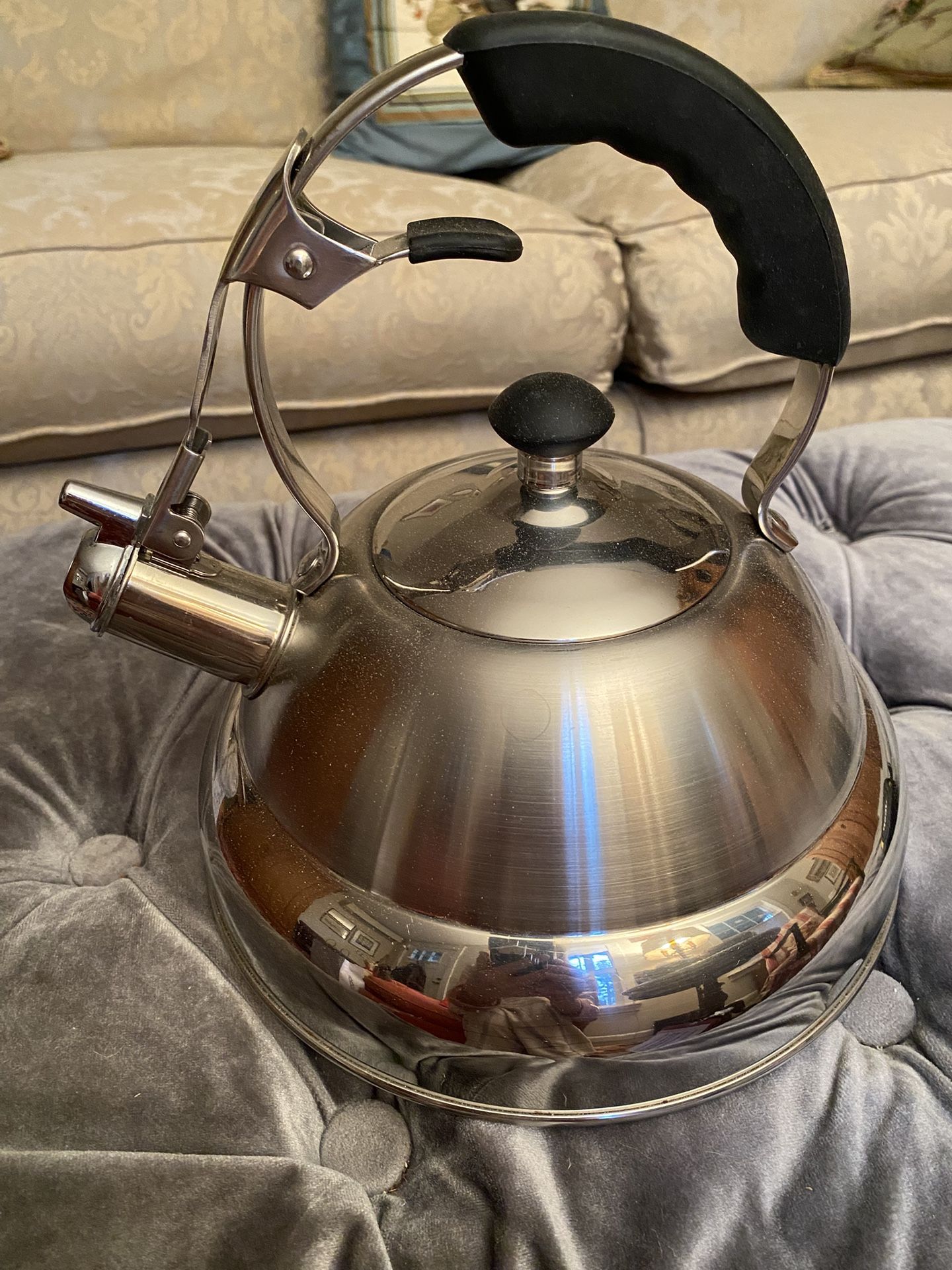 Tramontina Tea Kettle 18/10 Stainless Steel 2 Quart Whistling Tea Kettle Insulated Handle