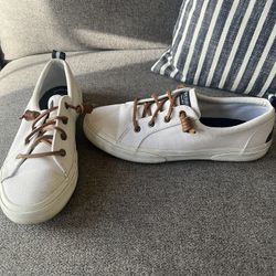 Sperry Top Sider White Canvas Sneakers. Size 7.5