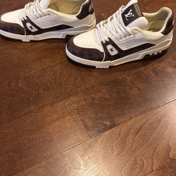 Louis Vuitton Sneakers 