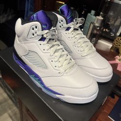 Nike Air Jordan 5 Retro “Grapes” Size 9.5