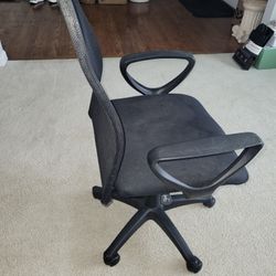 Desk Chair - Free