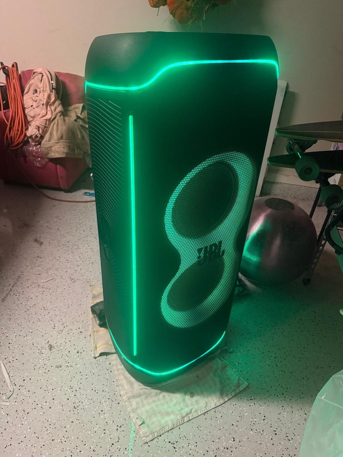 JBL Partybox 710