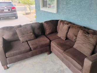 (Sectional sofas)