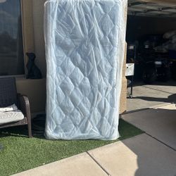 Twin Mattress XL 