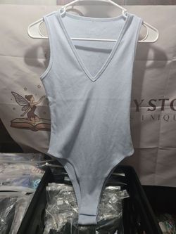 Light Blue Ribbed V-Neck Bodysuit Size:Xs