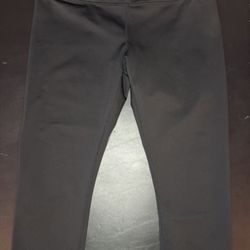 Athleta Women’s Black Crop Leggings